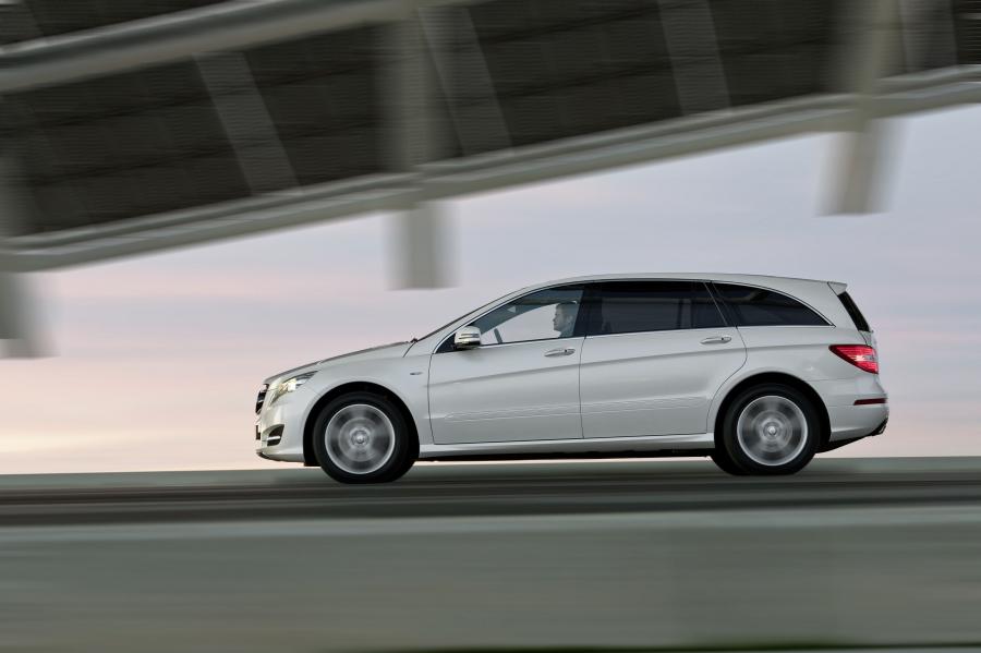  Mercedes-Benz R-Class 2011 года  (фото 153 из 186)